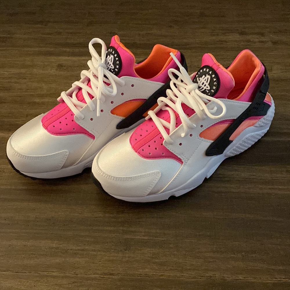 Nike Air Hurache SE Sneaker